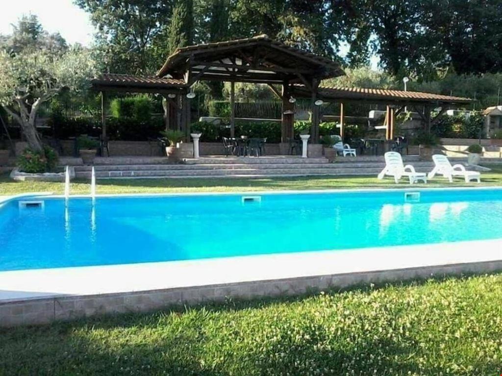 Agriturismo Borgo Nuovo Sant'Agata Dei Goti Hotel Migliara-San Silvestro Kültér fotó